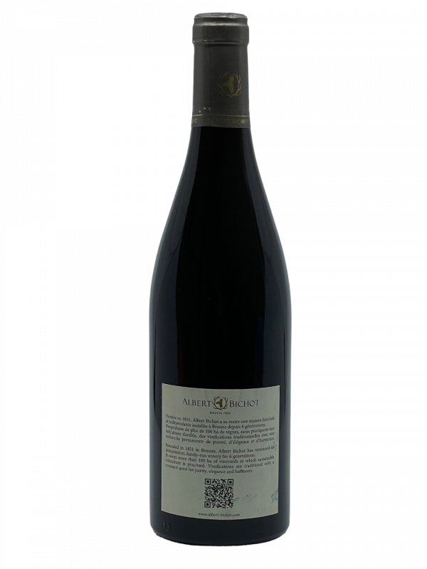 Bourgogne appellation climat Volnay Premier Cru Les Santenots Domaine du Pavillon Albert Bichot vignerons génération succession tradition savoir-faire héritage famille domaine exploitation hectare superficie Côte de Beaune Côte de Nuits domaine terroir parcelle cuverie cave émotion philosophie émotion grand vin rouge complexe prestigieux millésime pinot noir cépage nez bouche attaque finale note arôme bouquet couleur robe reflets fruits rouges noirs cassis framboise intensité complexe épice cire cuir café richesse puissance structure équilibre tanin acidité harmonieuse persistance apogée maturité potentiel garde