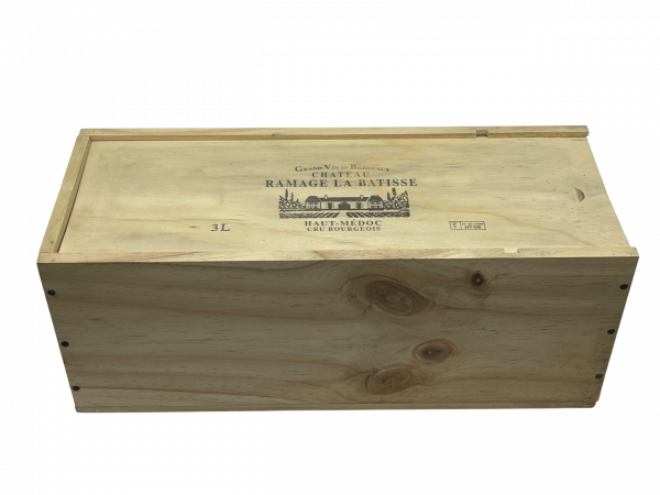 Bordeaux haut médoc cru bourgeois château Ramage la batisse superficie parcelle hectare garenne chartreuse domaine propriété MACIF assurance vigne vin roouge millésime nez bouche attaque finale note arôme bouquet palais palette aromatique couleur robe reflets grenat noir fruits rouges vanille goudron discret texture souple ronde fruité tanin charmeur vendanges mûr longue potentiel garde vieillissement