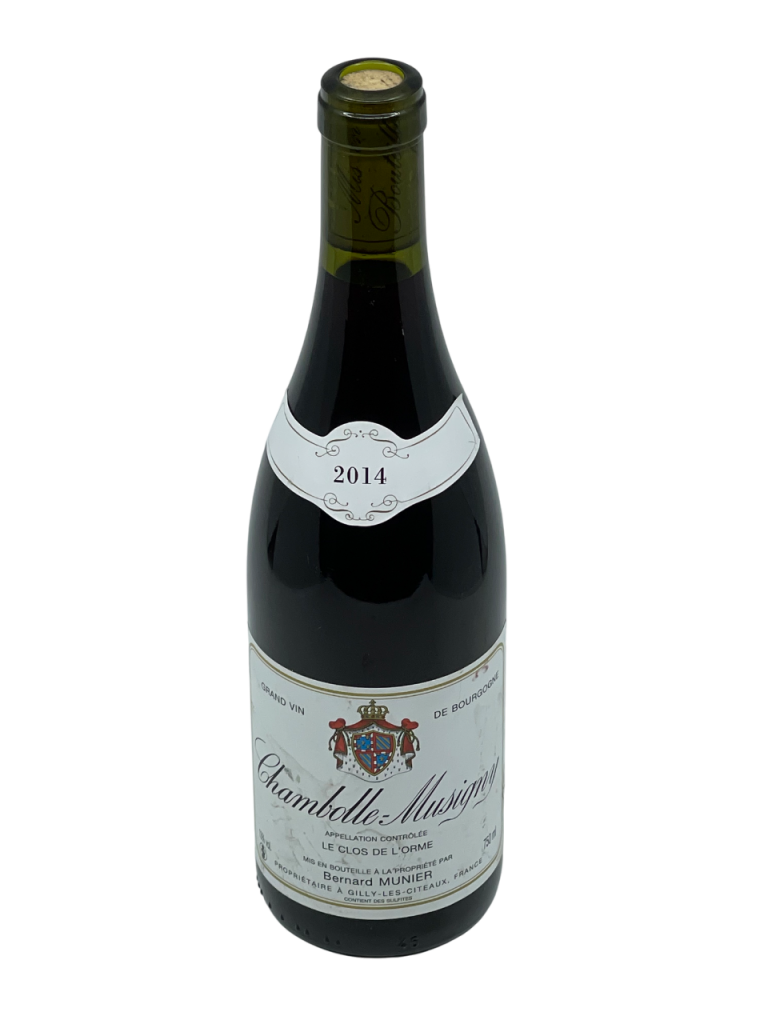 Bourgogne Chambolle Musigny Côte de Nuits appellation climat Domaine Bernard Munier vigneron vignoble tradition savoir-faire cépage pinot noir millésime nez bouche attaque finale note arôme bouquet couleur robe reflets sensualité superbe palette aromatique complexe belle sous-bois fruits rouges mûrs dégustation délicate harmonie