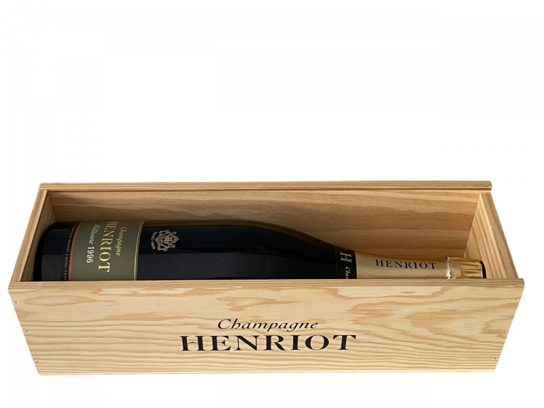 Champagne Brut Millésimé henriot maison négoce apolline joseph génération succession transmission savoir-faire tradition modernité collection vigne vin effervescence réserve perpétuelle création précieux histoire séduction millésime nez bouche attaque finale note arôme bouquet palais palette aromatique couleur robe reflets équilibre perfection finesse puissance dégustation agrume fruit noyaux confit texture généreux opulent miel épice douce vanille minéralité fraîcheur potentiel garde vieillissement expression