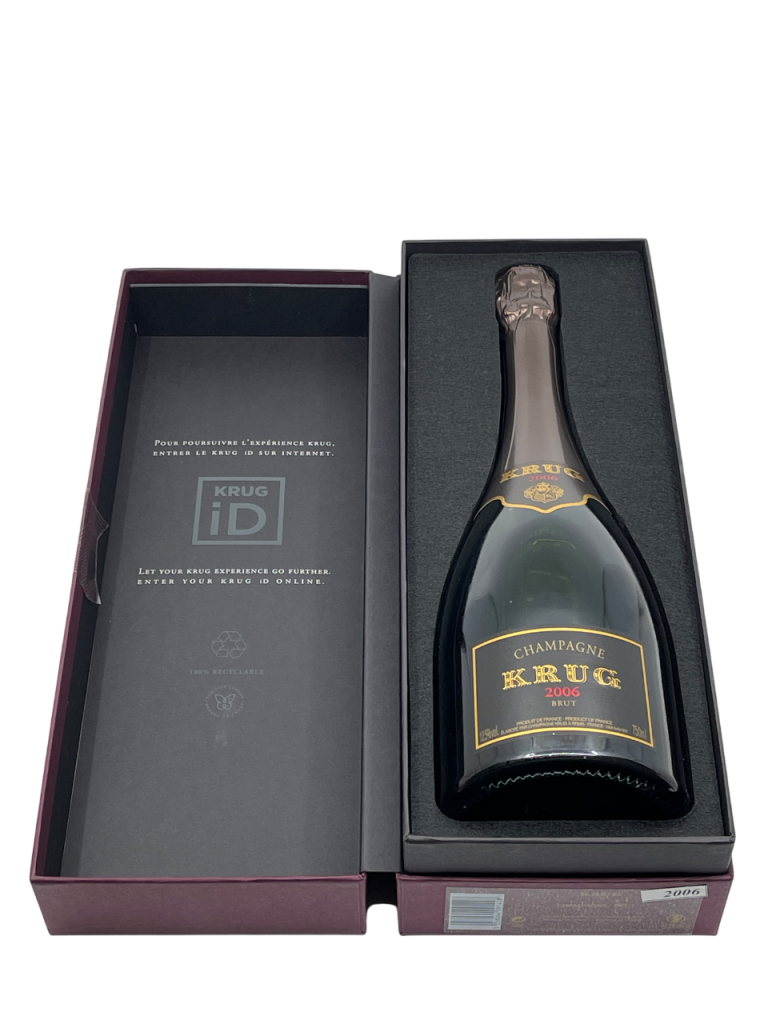 Champagne brut millésimé Maison Krug collection 2006 fondateur joseph krug expression temps visionnaire passionné vinothèque unique réserve monde parcelle prestigieux Clos Mesnil Clos Ambonnay patrimoine exception vigne collectionneur bouteille optimal cave flacon dégustation épanouissement assemblage cépage pinot noir meunier chardonnay millésime nez bouche attaque finale note arôme bouquet palais palette aromatique couleur robe reflets or pâle éclatant cacao marmelade orange biscuit saveurs exquises madeleine nuance délicieux magnifique fraîcheur remarquable