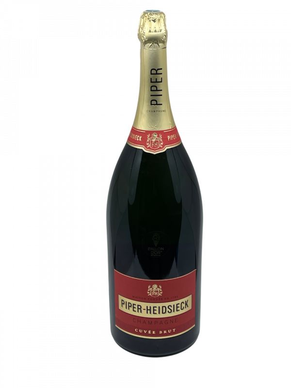 Champagne brut millésimé piper heidsieck rare champagne maison football ballon or cérémonie partenaire groupe amaury fifa organisation cocktail évènement lauréat mathusalem flacon bouteille dédicace lionel messi exposition musée collerette macaron coffret bois original
