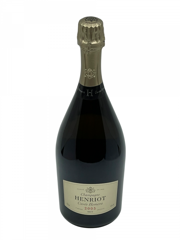 Champagne Brut Millésimé Grand Cru henriot cuvée Hemera déesse du jour maison négoce apolline joseph génération succession transmission savoir-faire tradition modernité collection vigne vin effervescence réserve perpétuelle création précieux histoire séduction conviction assemblage cépage chardonnay pinot noir millésime nez bouche attaque finale note arôme bouquet palais palette aromatique couleur robe reflets équilibre perfection finesse puissance dégustation agrume florale fruit noyaux confit texture généreux opulent miel épice douce vanille minéralité fraîcheur crémeuse potentiel garde vieillissement expression parker